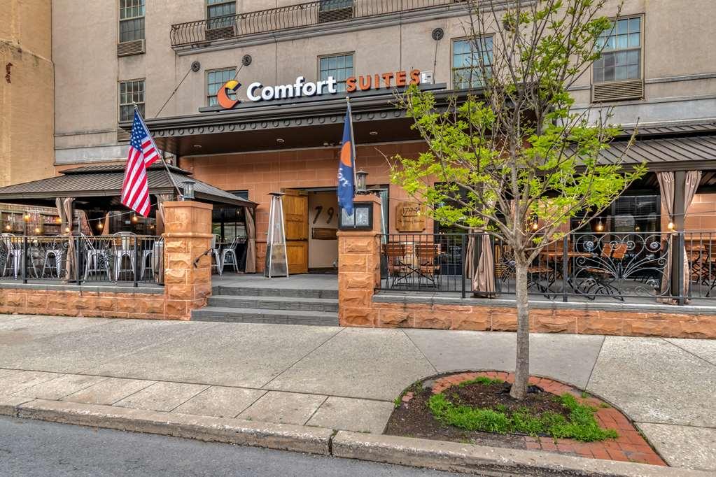 Comfort Suites Downtown Carlisle Buitenkant foto