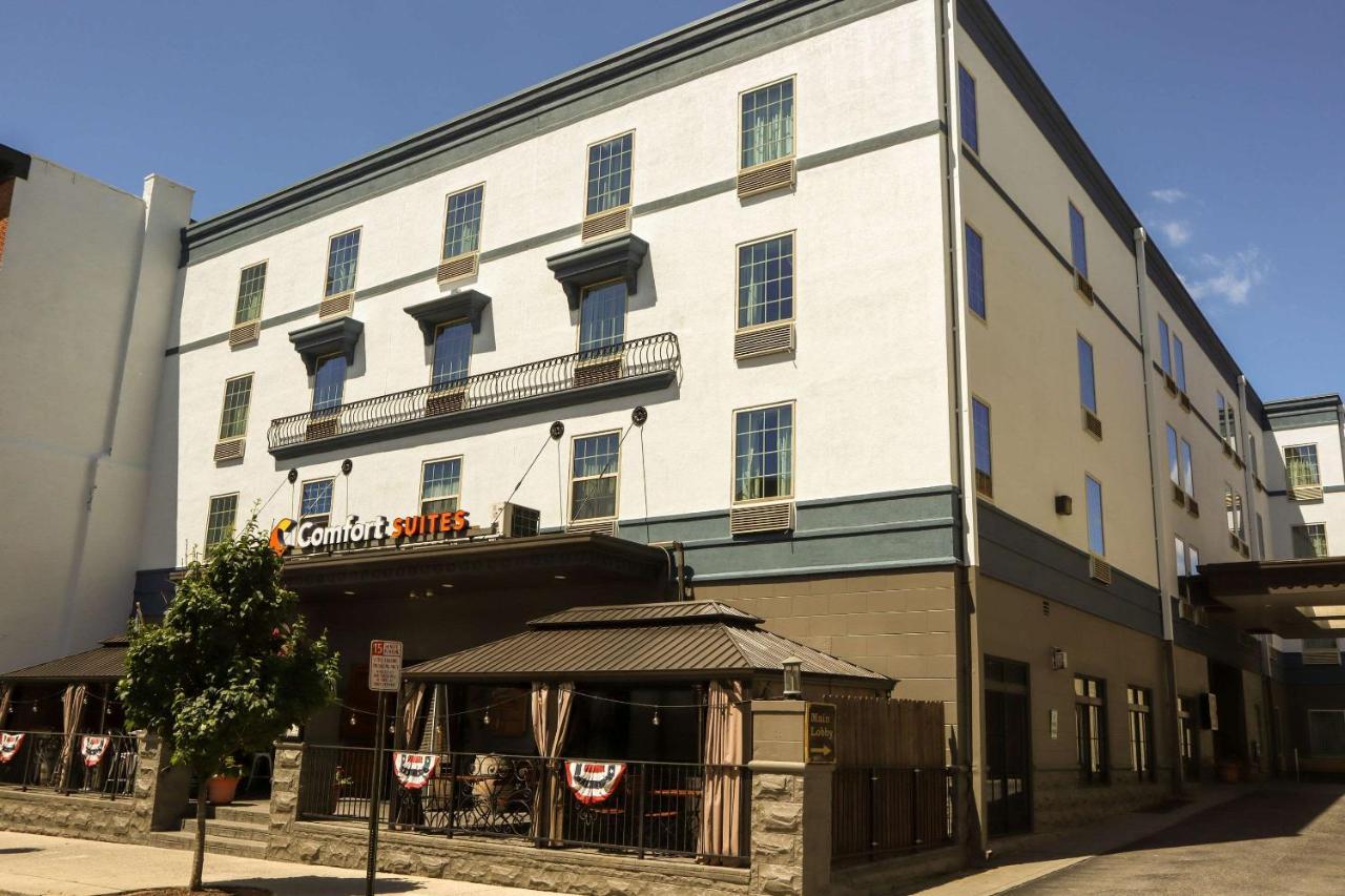 Comfort Suites Downtown Carlisle Buitenkant foto